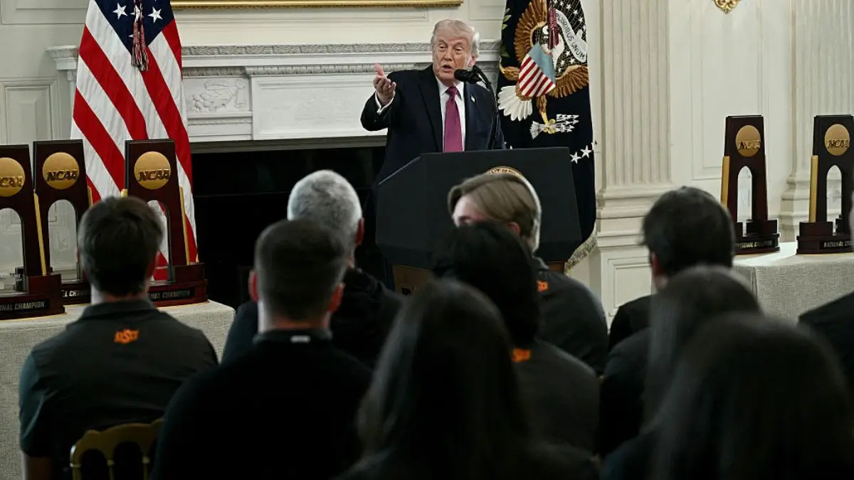 Trump's White House Golf Champions Photo Op Sparks Fury Over Assassination Attempt Painting in Background