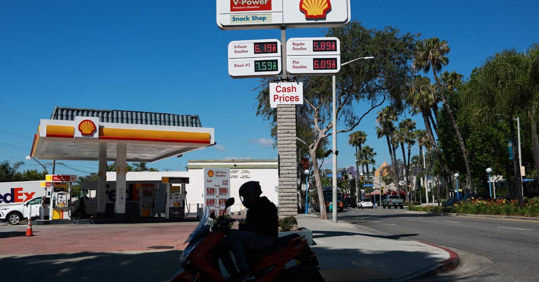 Energy Secretary Chris Wright Contradicts Trump: Gas Prices May Stay Above $3 Until 2027